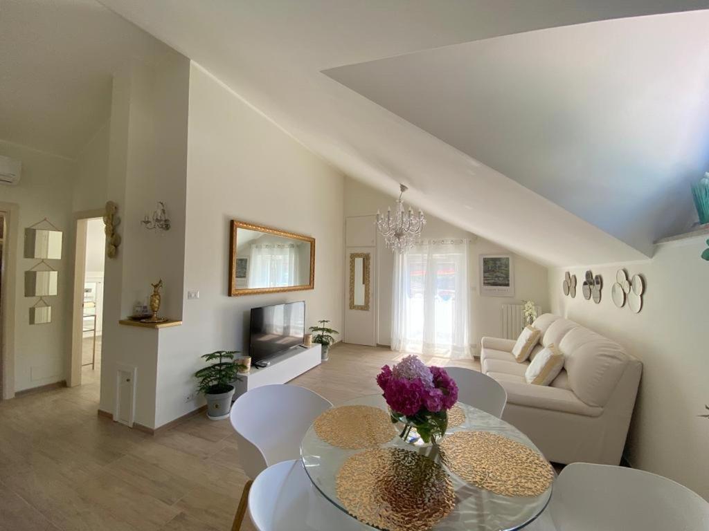 Ferienwohnung Casa Tra I Castelli San Martino Alfieri Exterior foto